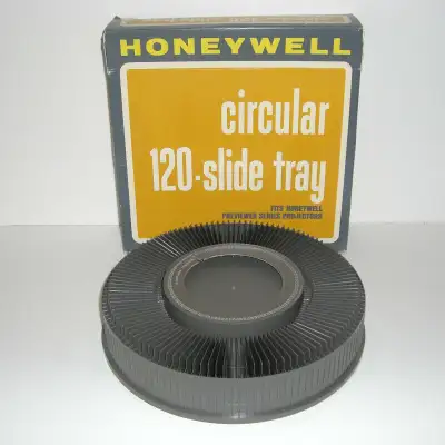 4 Carroussels pour 120 diapositives Honeywell, View more