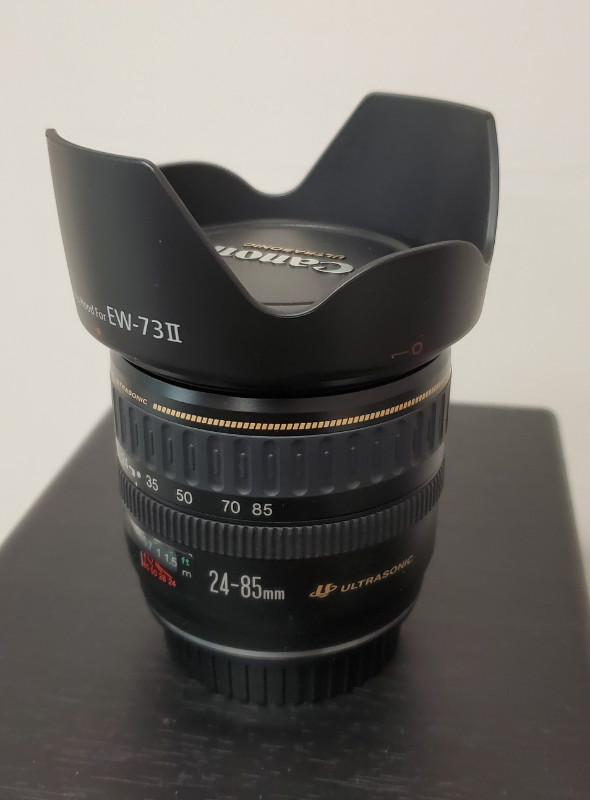 Canon EF 24-85mm f/3.5-4.5 USM Lens dans Appareils photo et caméras  à Ville de Montréal