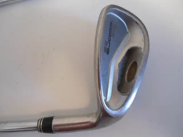 FOUR RIGHT HANDED GOLF PITCHING WEDGES  2 in Golf in Sudbury - Image 8