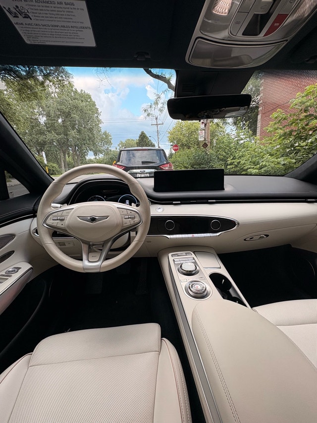 Transfer de Location / Lease Transfer: Electric Genesis GV70 — photo 3