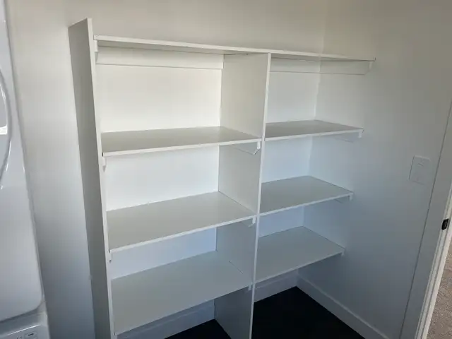 handyman available to help 528934777075814405