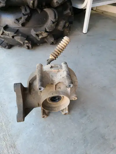 Can Am Outlander or Renegade rear diff differential