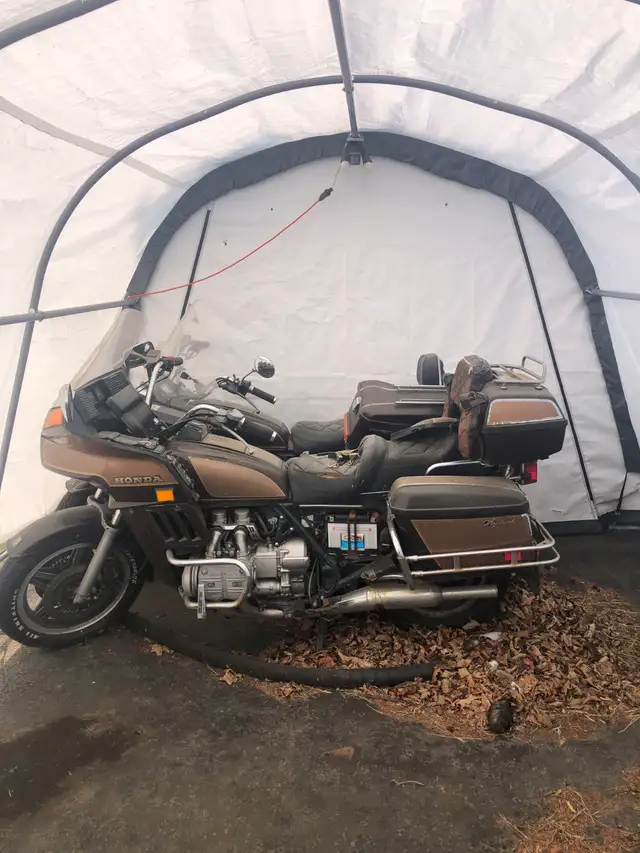 2 Honda 1100cc motorcycles in Street, Cruisers & Choppers in Belleville - Image 9