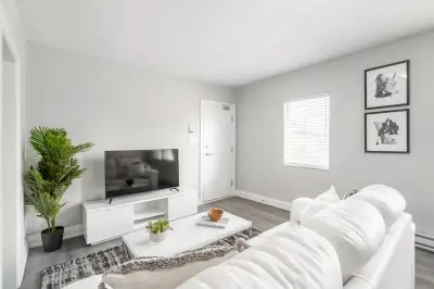 Super clean, modern and close to transit