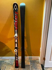 Ski Volkl et bottes rossignol
