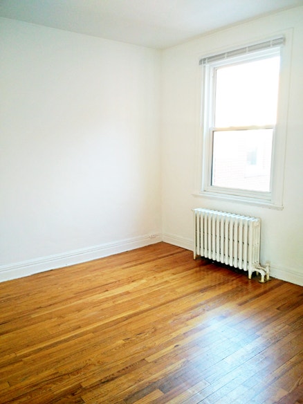 WOW! 4 CAC. BEAU GRAND CONDO/APT. EXCELLENT QUARTIER. MONT ROYAL — photo 3