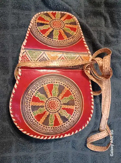 Handmade Leather Purse @ $25 Buy Sell Trade Please check out my other ads for more deals