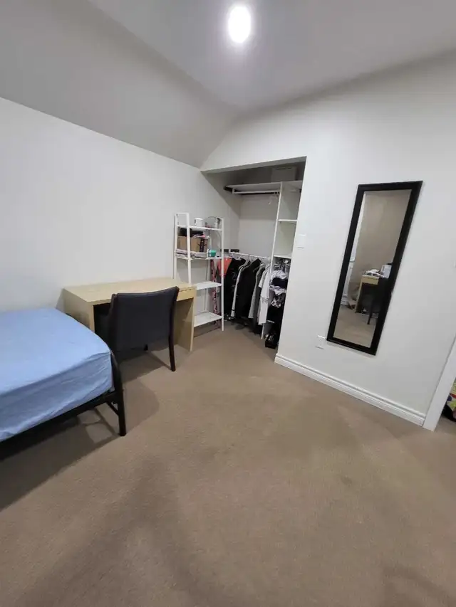 Upper floor Shared Room for females in Peterborough in Room Rentals & Roommates in Peterborough - Image 4