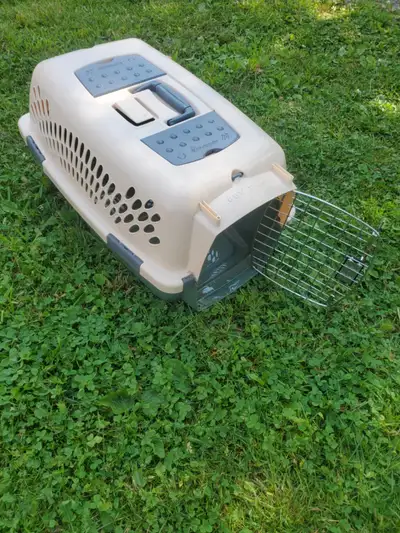 cat carrier $20, View more