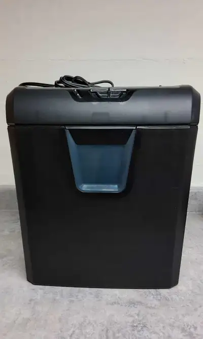 Paper shredder