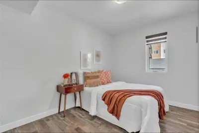 Private rooms for rent (girls only)