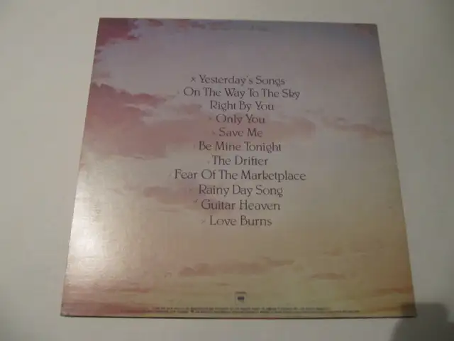 Neil Diamond On The Way To The Sky Vinyl LP XCondition Circ 1981 in Arts & Collectibles in Mississauga / Peel Region - Image 6