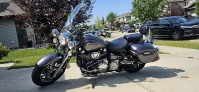 Selling this amazing 2015 Yamaha Road star 1700. Don’t have enough time to ride anymore. That's why...
