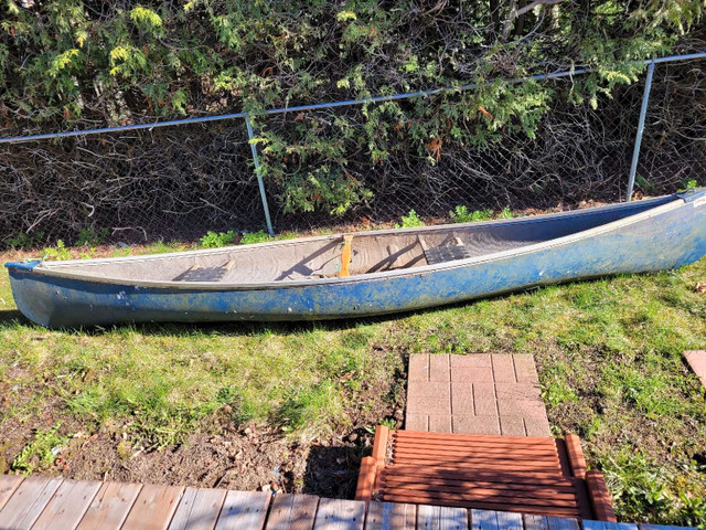 One 14' Canoe in Hobbies & Crafts in Kawartha Lakes - Image 2