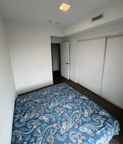 Private Room is available for Rent in an apartment building on main intersection Queen and Kennedy....