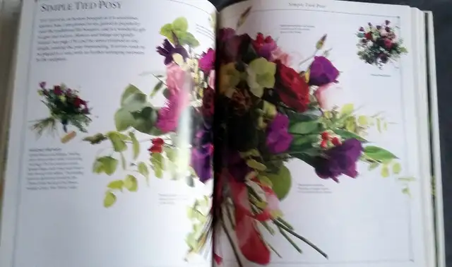 Complete guide to flower arranging (fresh/silk/dried/more...) in Hobbies & Crafts in Strathcona County - Image 8