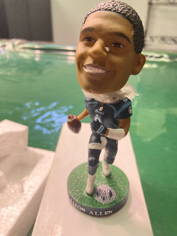 CFL Toronto Argonauts Argo Damon Allen Bobbleheadblehead Figur in Arts & Collectibles in Oakville / Halton Region