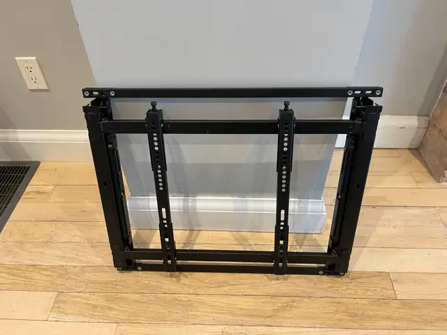 Super Slim Video Wall TV Mount Bracket For 55 To 60 Inch Display in Video & TV Accessories in City of Toronto - Image 8
