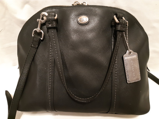 Medium Size Black Authentic Coach Leather Crossbody Bag/Satchel in Women's - Bags & Wallets in City of Halifax - Image 3
