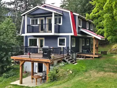 Beautiful Suite for Rent in Slocan – $1750/month all-inclusive. Recently built suite with beautiful...