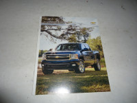 2011 CHEVROLET SILVERADO 1500 DEALER SALES BROCHURE