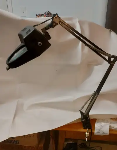 Magnifying desk lamp, View more
