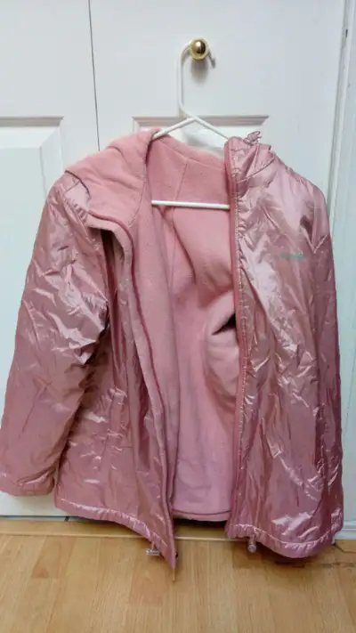Women's jacket excellent condition, View more