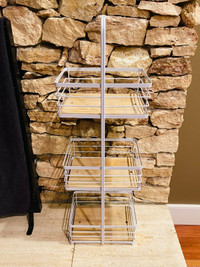 Vertical standing shelving tower 3-level 