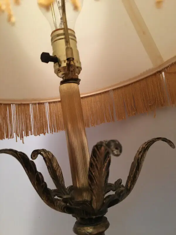 TWIN CHERUB TABLE LAMPS ANTIQUE BRASS MARBLE in Indoor Lighting & Fans in City of Montréal - Image 8