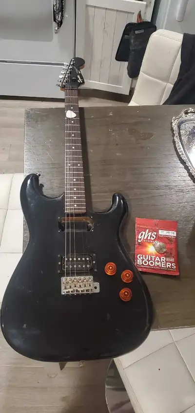 Squier Stratocaster, View more