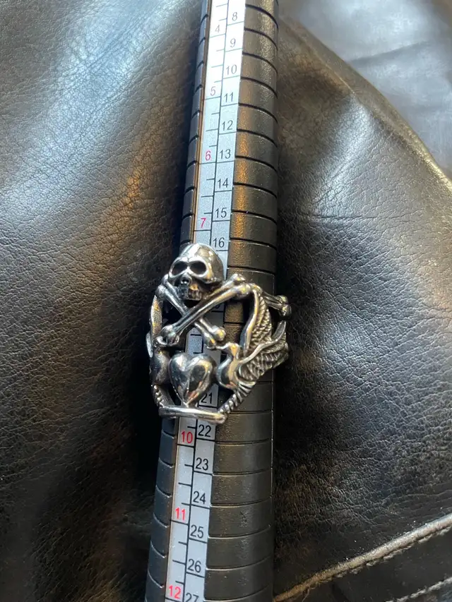 biker ring64733722704131120