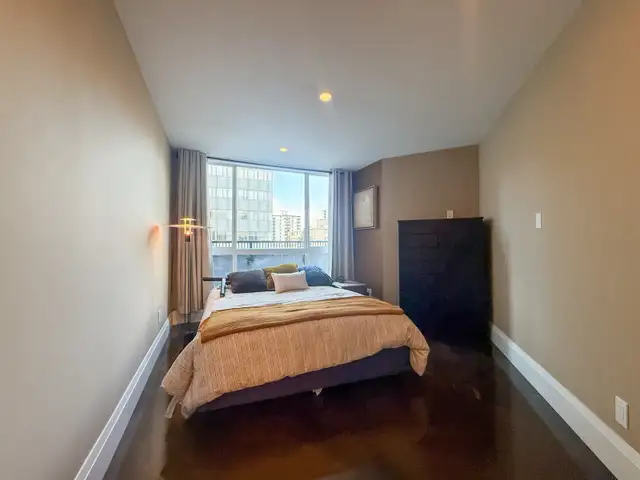 Luxury Fully Renovated Corner Unit with Huge Private Deck & View