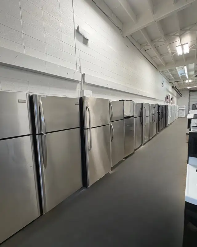 Refrigerator64048140591362122