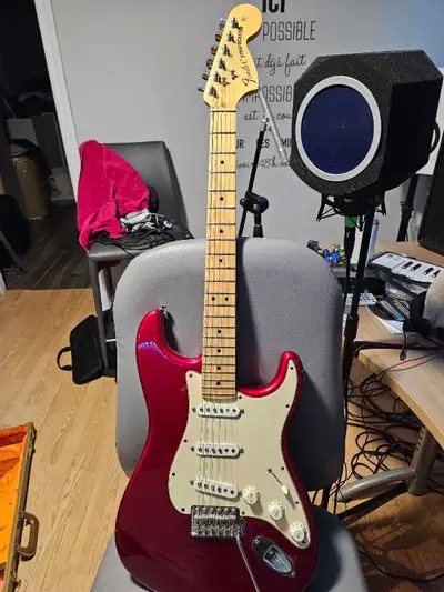 fender Stratocaster U.S.A, View more