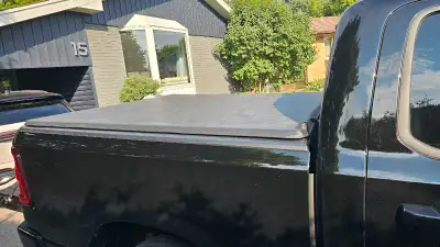 Basically new...just replaced it with a hard tonneau cover. Give me your best reasonable offer. Link...