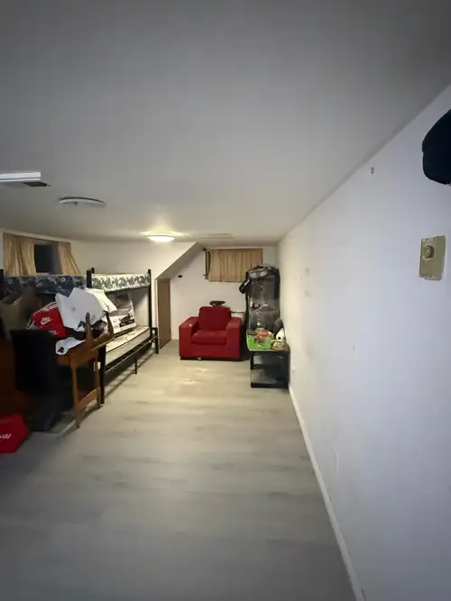 This bigger room is available for rent, as seen in the pictures. It offers ample space and is ready...