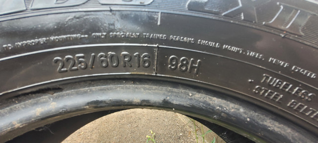 1 PNEU D'ETE 225/60R16 TOYO 1 SUMMER TIRE 225 60 R16 dans Pneus et jantes  à Ville de Montréal - Image 2