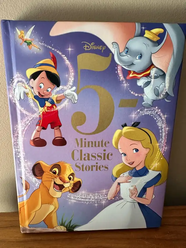 5-Minute Disney Classic Stories hardcover book – lion King, Bamb