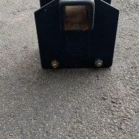 RV bumper hitch adaptor / Adaptateur pare-choc roulotte