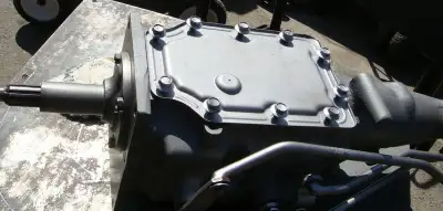 good clean toploader for small block V8 Mustang pick up only tag RUG E2 please send phone number