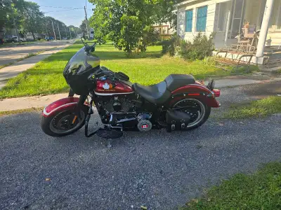 For Sale 2017 Harley Davidson Fat boy 100th Canadian Anniversary Edition. 110 Screaming Eagle with 6...