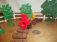 Disneyland-Winnie l'ourson( the Pooh) locomotive driver figurine
