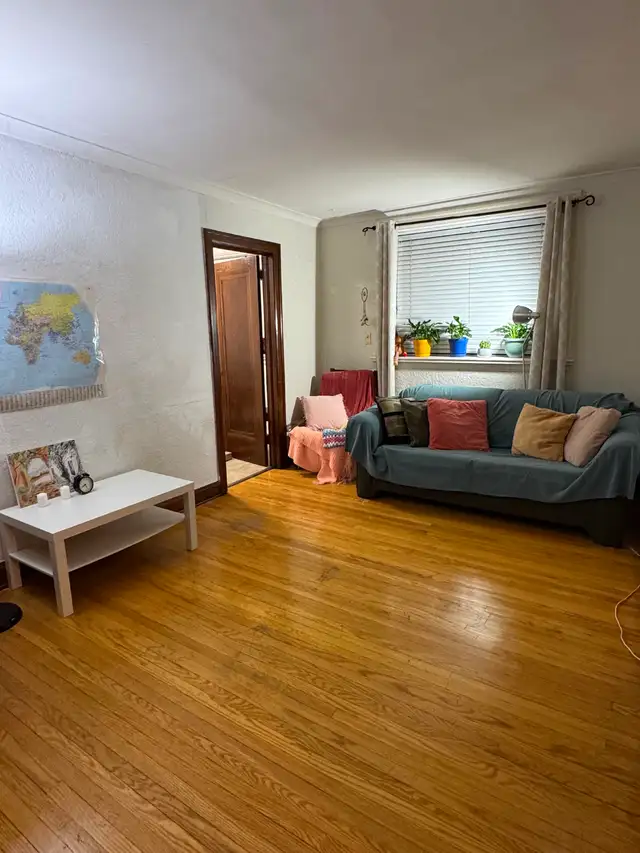 Urgent Sublet 1 bedroom apartment September 1
