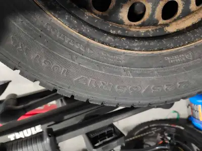 Pneus d'hiver Nokia norman7 étaient sur mazda cx5 Je ne fais pas de livraison Contrecoeur