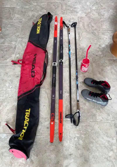 Atomic cross-country skis, full set of gear, View more
