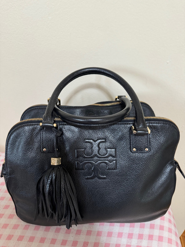 Torry Burch Handbag in Women's - Bags & Wallets in Oakville / Halton Region - Image 3