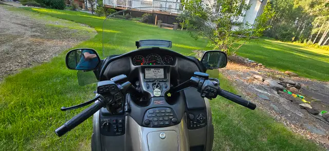 2006 Honda Goldwing $7800.00 in Touring in Grande Prairie - Image 6
