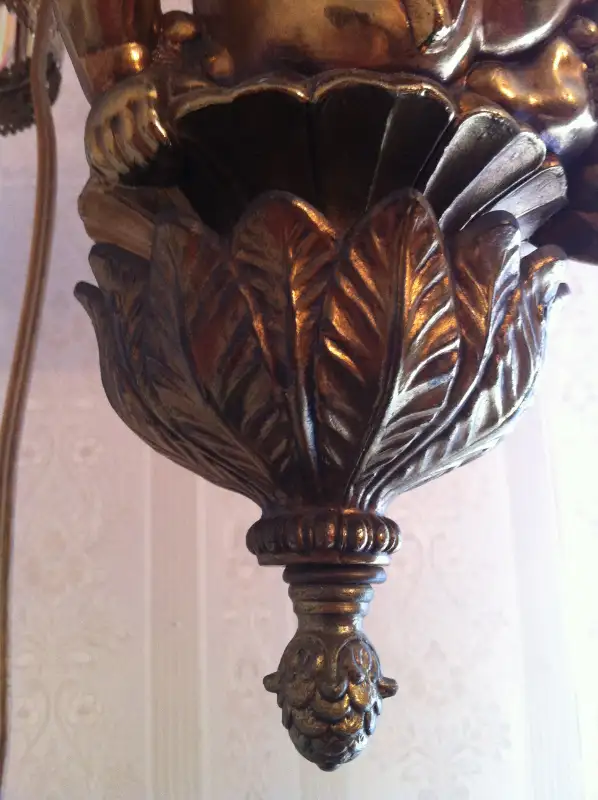 chandelier antique/vintage crystal in Indoor Lighting & Fans in Laval / North Shore - Image 10