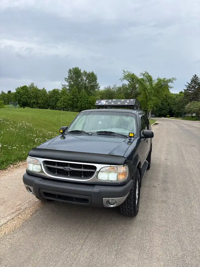 2000 Ford Explorer482652898932838403