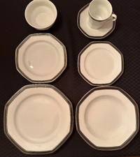 Set de vaisselle Christopher Stuart plaqué or (prix par couvert)